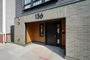 136 W 8th St, Boston, MA 02127 - Photo 37