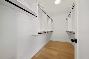 136 W 8th St, Boston, MA 02127 - Photo 23