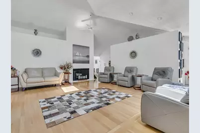 282 Atlantic Ave, Swampscott, MA 01907 - Photo 3