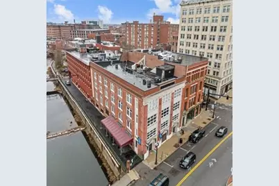 15-2 Kearney Sq #2, Lowell, MA 01852 - Photo 13