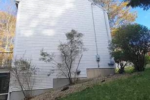 620 Henshaw St, Leicester, MA 01542 - Photo 5