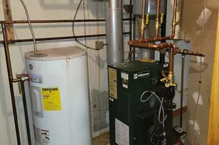 620 Henshaw St, Leicester, MA 01542 - Photo 37