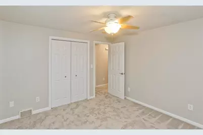 105 Mazarin St, Springfield, MA 01151 - Photo 13