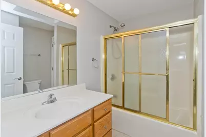 105 Mazarin St, Springfield, MA 01151 - Photo 17