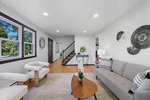 65 Fair Oak Rd, Springfield, MA 01128 - Photo 3