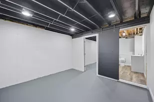 65 Fair Oak Rd, Springfield, MA 01128 - Photo 33