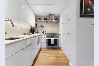 9-17 Harcourt St #503, Boston, MA 02116 - Photo 7