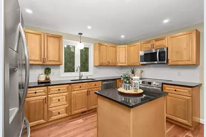 94 Hudson Rd, Stow, MA 01775 - Photo 9