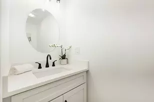 54 South St, Medford, MA 02155 - Photo 35