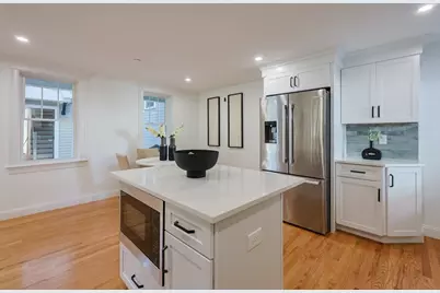 54 South St #1, Medford, MA 02155 - Photo 9