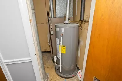 526 3rd St, Fall River, MA 02721 - Photo 13