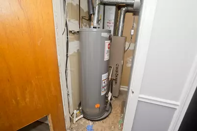 526 3rd St, Fall River, MA 02721 - Photo 11