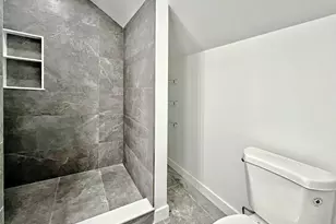 14 Dyer St, Rockland, MA 02370 - Photo 11