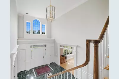 4 Sunrise Cir, South Hadley, MA 01075 - Photo 3