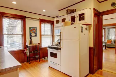 132 Eleventh Street, Providence, RI 02906 - Photo 9