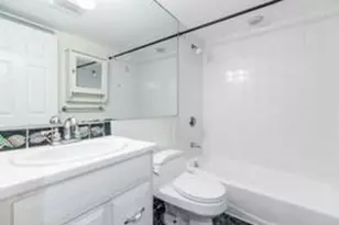 23 Joy St, Boston, MA 02114 - Photo 17