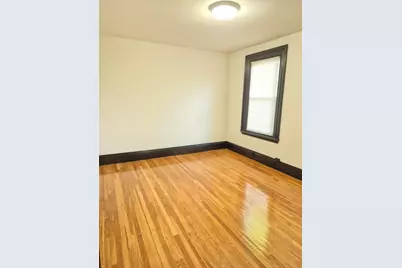 126 W. Wyoming #4, Melrose, MA 02176 - Photo 5