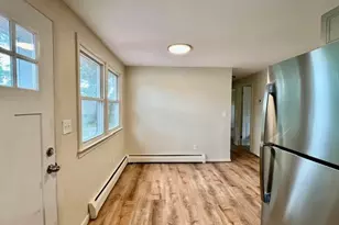 219 Clarendon Ave, Chicopee, MA 01013 - Photo 7