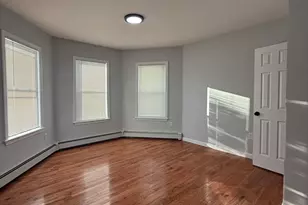 78 Hollis St, Worcester, MA 01610 - Photo 5