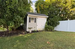 821 Merrimack Ave, Dracut, MA 01826 - Photo 13