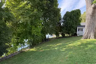 821 Merrimack Ave, Dracut, MA 01826 - Photo 5