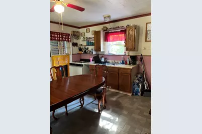 74 S Maple Street, Westfield, MA 01085 - Photo 7