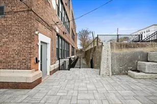 22 Waverly St, Worcester, MA 01604 - Photo 25