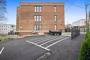 22 Waverly St, Worcester, MA 01604 - Photo 37