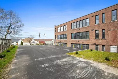 22 Waverly St, Worcester, MA 01604 - Photo 35