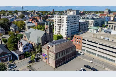 636 Purchase St, New Bedford, MA 02740 - Photo 1