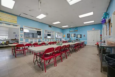 636 Purchase St, New Bedford, MA 02740 - Photo 9