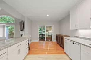 1 Hollyhock Knoll Ct, Bourne, MA 02532 - Photo 3