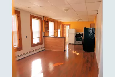 42 Branch St, Lowell, MA 01851 - Photo 5