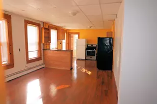 42 Branch St, Lowell, MA 01851 - Photo 5