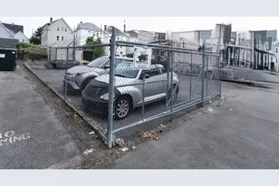 22 Mosher St, New Bedford, MA 02744 - Photo 3