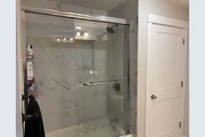 153 Bowen St, Boston, MA 02127 - Photo 9