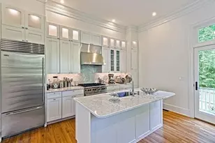 44 Follen, Cambridge, MA 02138 - Photo 3