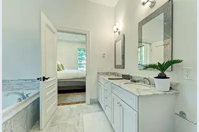 44 Follen, Cambridge, MA 02138 - Photo 11