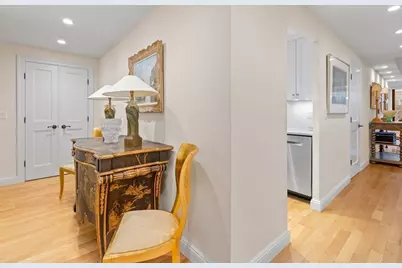 85 East India Row #9G, Boston, MA 02110 - Photo 11