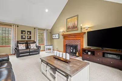 35 Stockbridge Rd, Bridgewater, MA 02324 - Photo 3