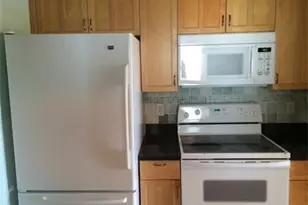 21 5th Ave, Watertown, MA 02472 - Photo 3