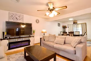 442 Prospect St, Chicopee, MA 01020 - Photo 7