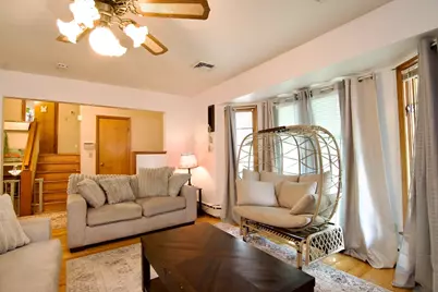 442 Prospect St, Chicopee, MA 01020 - Photo 5