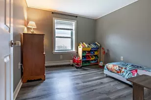 17 Middle St, Fairhaven, MA 02719 - Photo 9