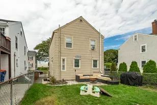 17 Middle St, Fairhaven, MA 02719 - Photo 15