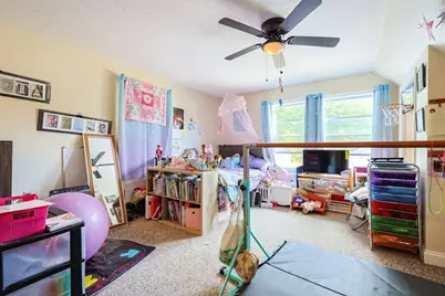 31-37 Leicester St, Oxford, MA 01537 - Photo 9