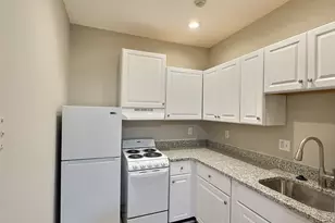 19 Hurd St, Lowell, MA 01852 - Photo 3