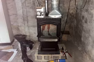 112 Chestnut St, Southbridge, MA 01550 - Photo 25