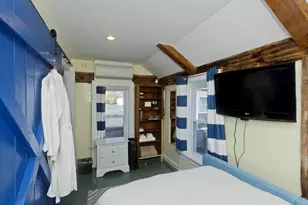 265 Commercial St, Provincetown, MA 02657 - Photo 37