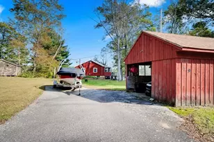 79 7th St, Brimfield, MA 01010 - Photo 5